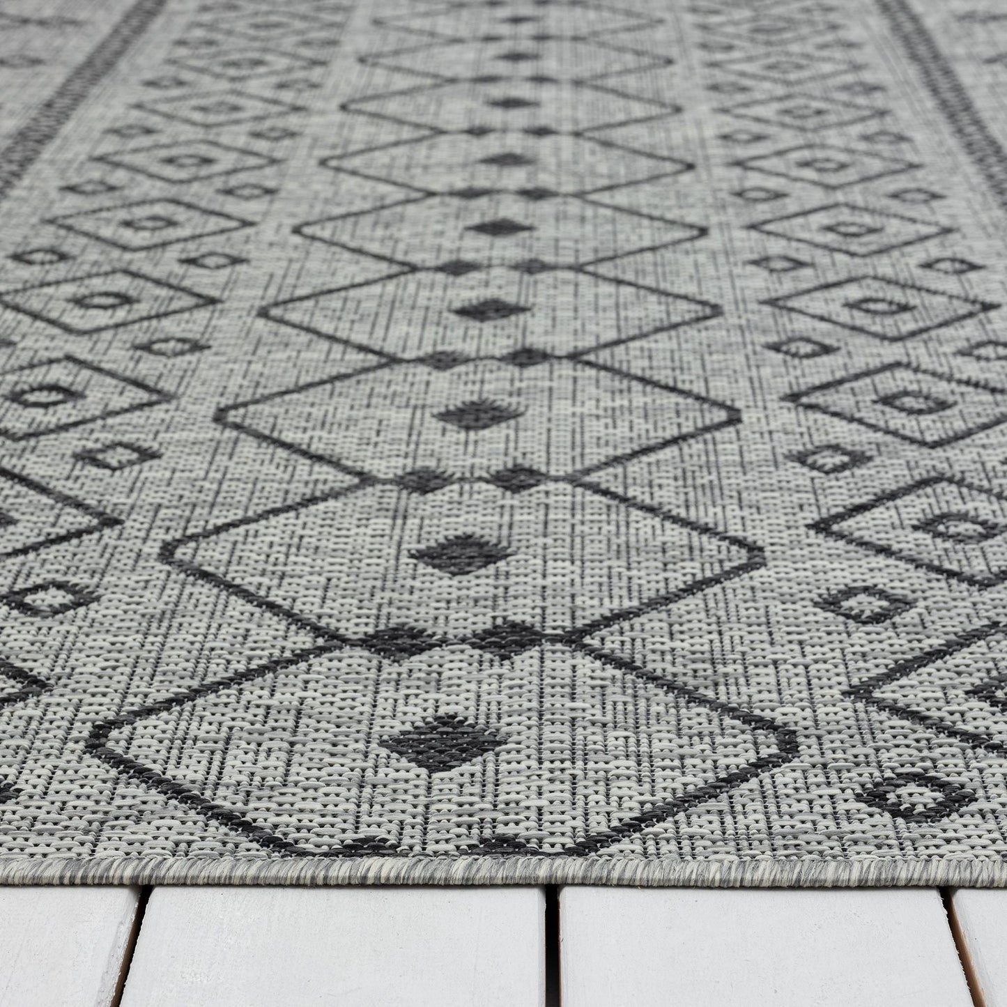 Alfa Out Door Rug 423 Lava Runner
