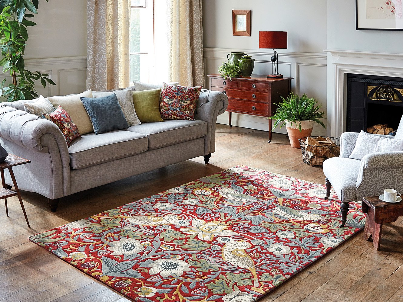 Strawberry Thief Rugs 027700 Crimson by William Morris