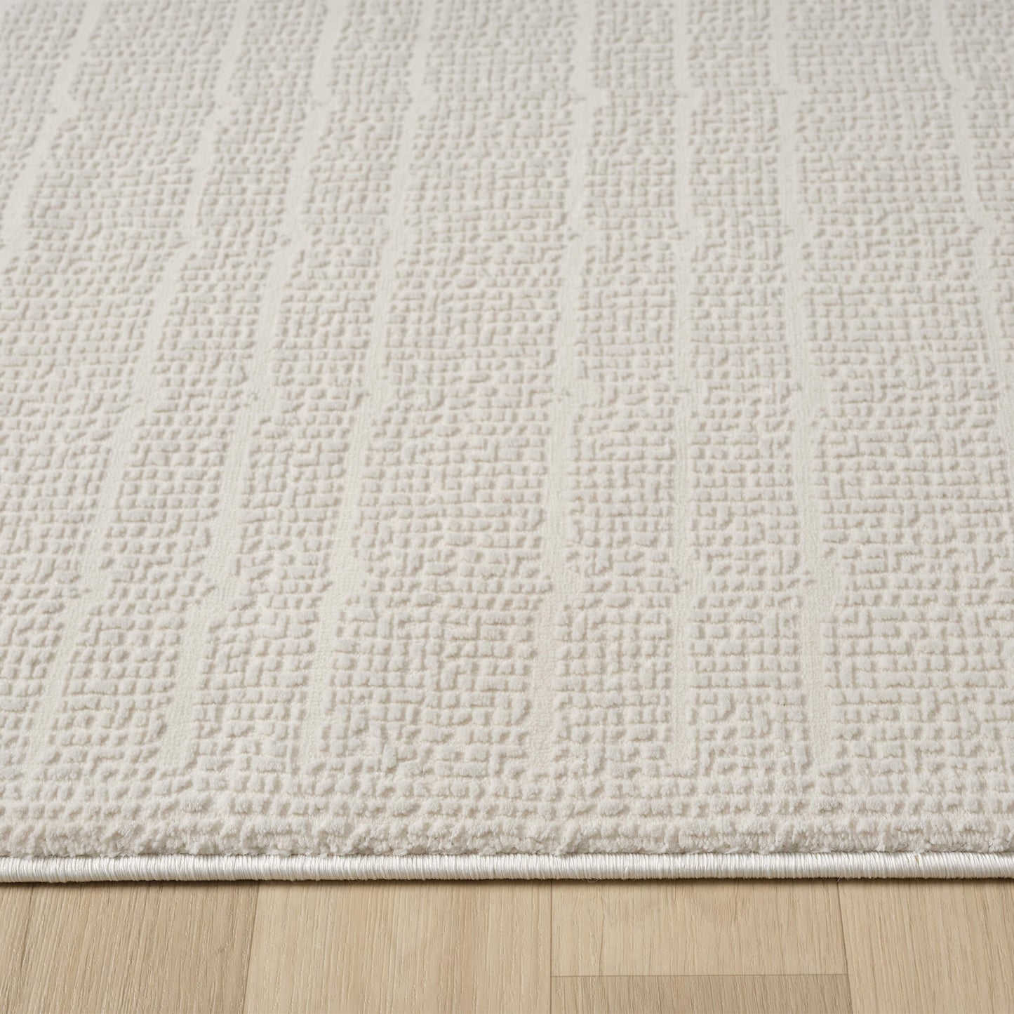Power-loomed- Soft cotton Base 776 Pearl Runner