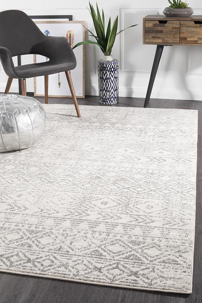 Oasis Ismail White Grey Rustic Rug