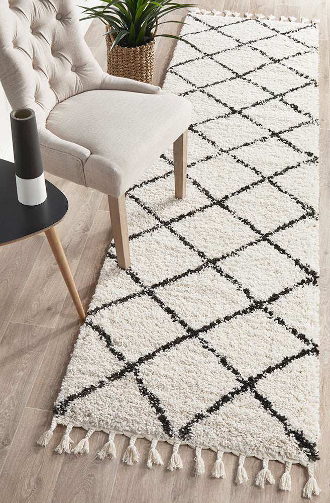 Saffron 22 White Runner Rug