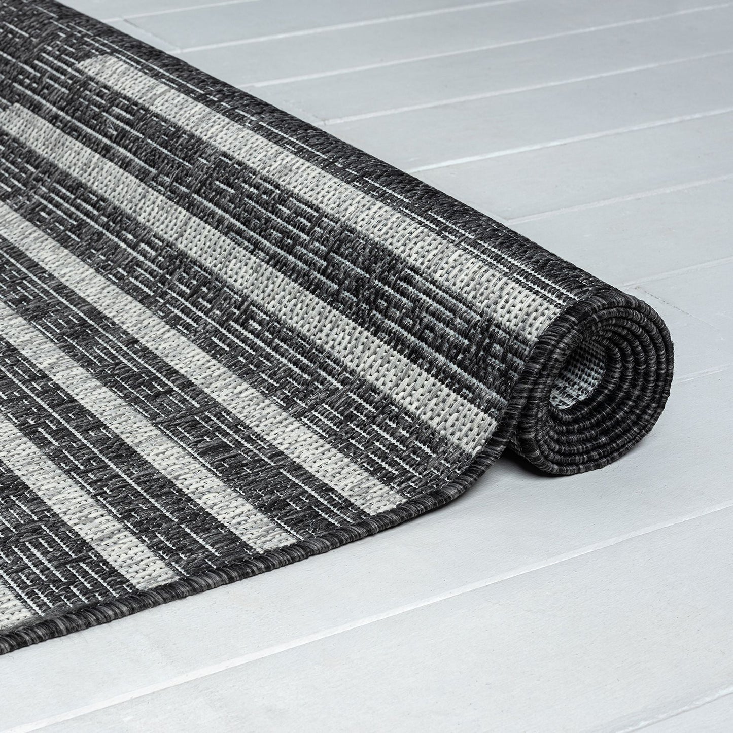 Alfa Out Door Rug 425 Ebony Runner