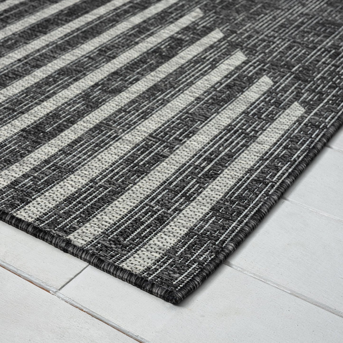 Alfa Out Door Rug 425 Ebony